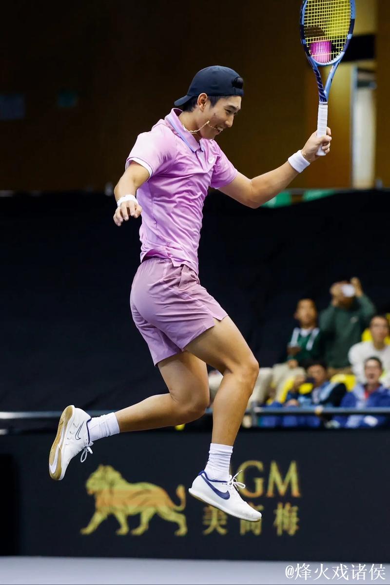商竣程以3-1战胜阿古特，时隔两年重返澳网第二轮